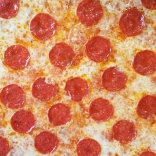 Pepperoni Pizza L-16"