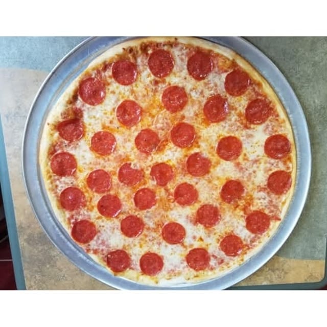 Pepperoni Pizza M-14".