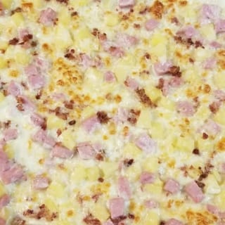 Hawaiian Pizza L-16"